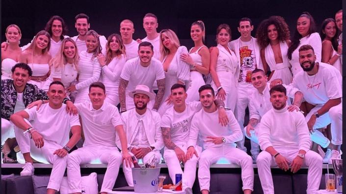 Dress code pour la fiesta: le blanc